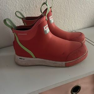 coral and lime color xtratuf sport ankle deck boots. size 7, great condition.